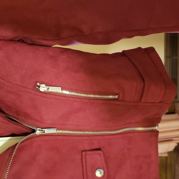 Burgundy (Faux) Suede Moto Jacket.  Red Motorcycle Jacket S. NWT. Express. - Picture 8 of 9